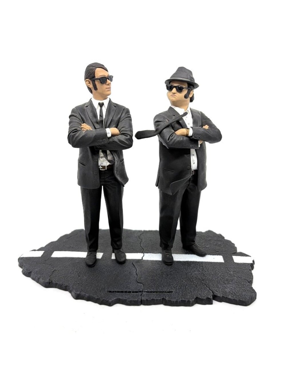 Vintage 2004 SD Toys Blues Brothers Jake Elwood Figure Set Missing IL Plate
